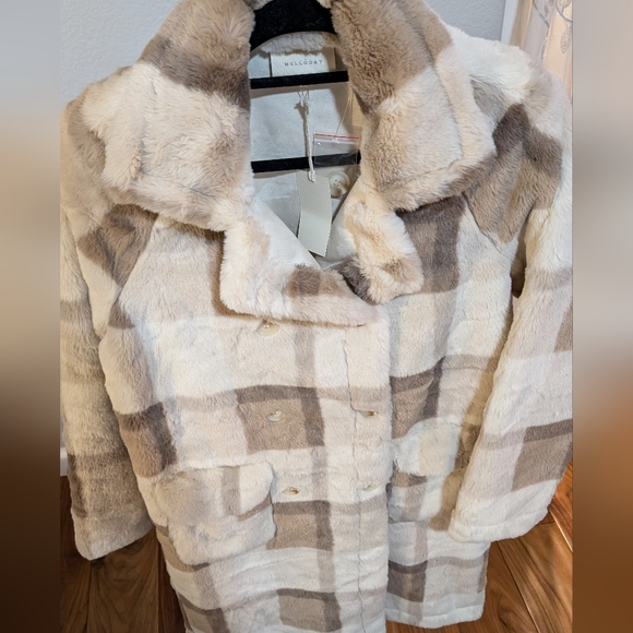 Melloday The Softest Double Breasted Faux Fur Coat Size Medium Nwt ❤️ - Picture 1 of 10